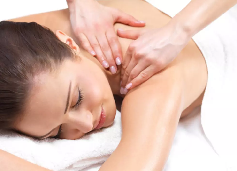 Give Mom the Gift of Massage this Mother&#8217;s Day [CONTEST]