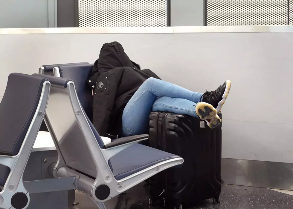 “Not Going To Get To Thanksgiving”: Officials Issue Warning At Busy Illinois Airport